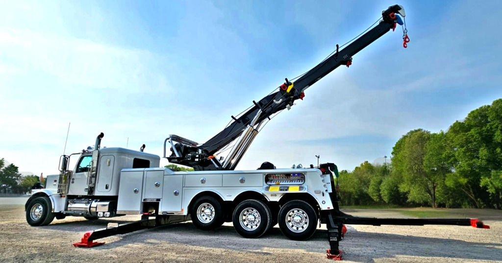 2025 White Peterbilt Century 1150