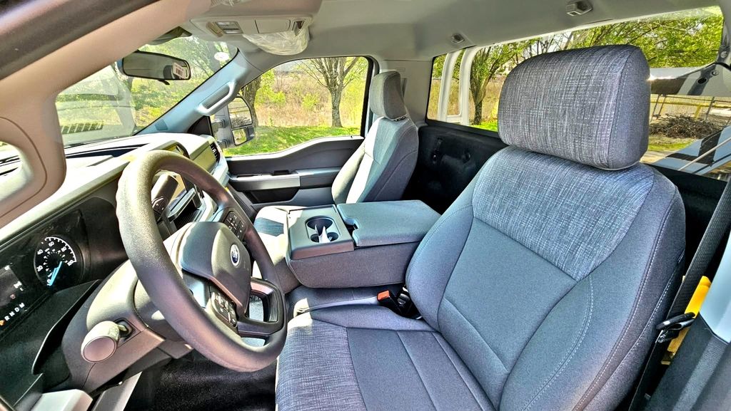2026 White Ford F450 XLT Vulcan 812