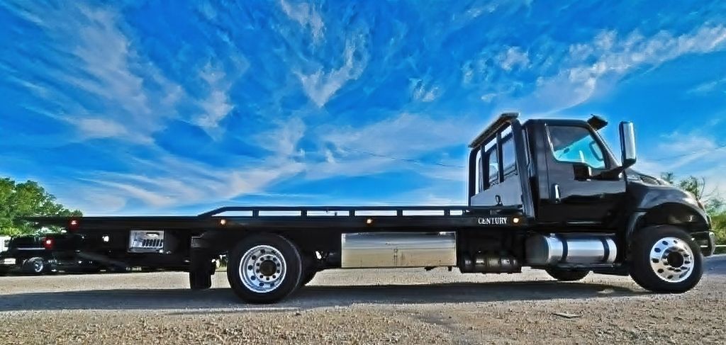 2024 Black International MV Century Series 12 Bed