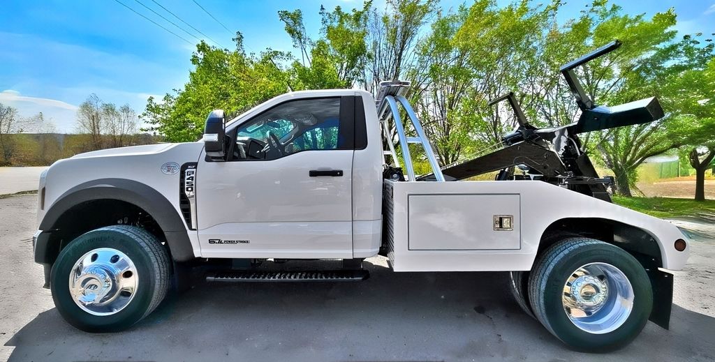 2026 White Ford F450 XLT Vulcan 812