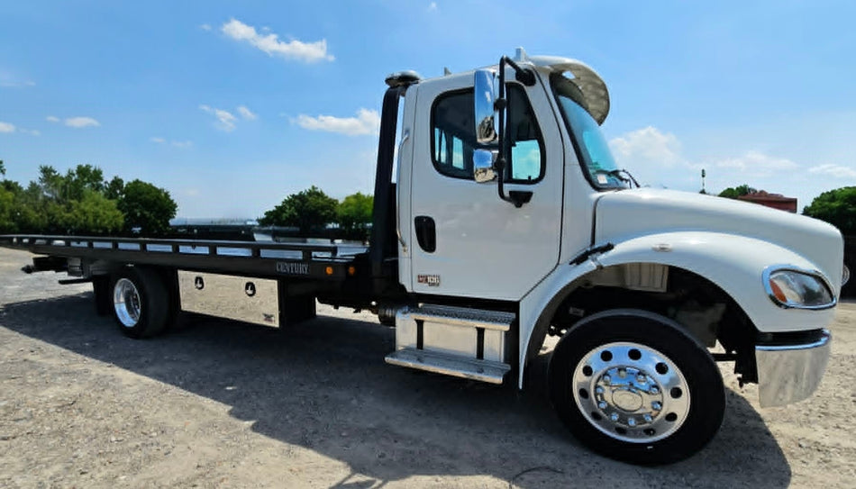 2025 WHITE FREIGHTLINER M2106- CENTURY 12 SERIES