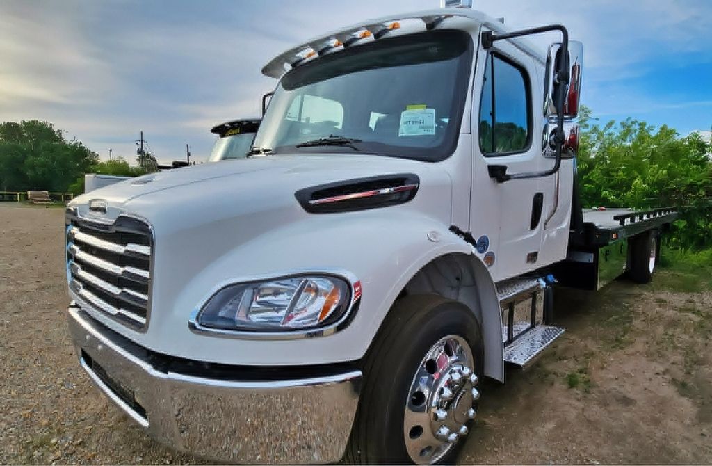2026 White Freightliner Ext Cab M2106 Miller Series 16 LCG