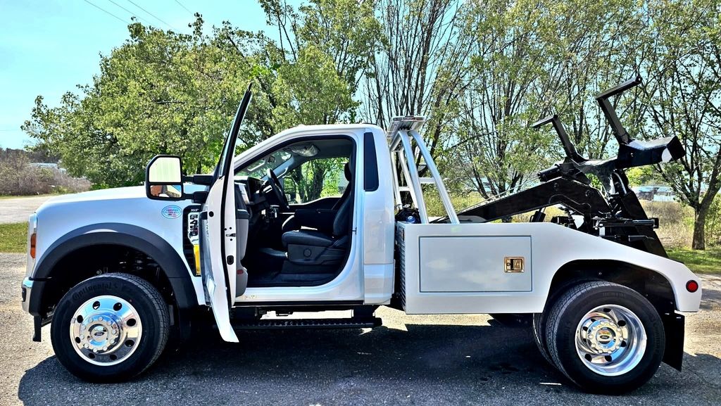 2026 White Ford F450 XLT Vulcan 812