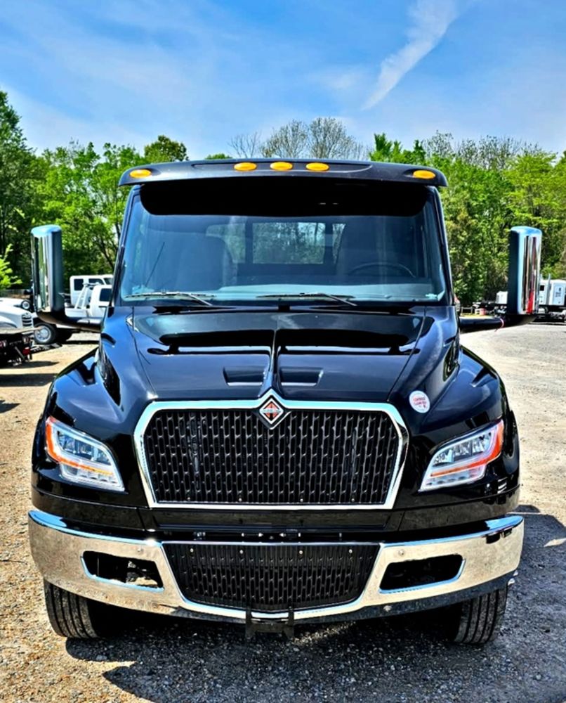 2026 Black International MV Ext 12 Series LCG