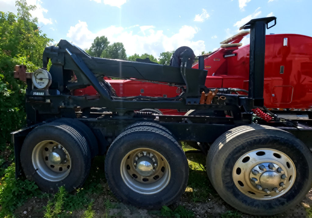 2016 White Kenworth DTU - Maximum Effort