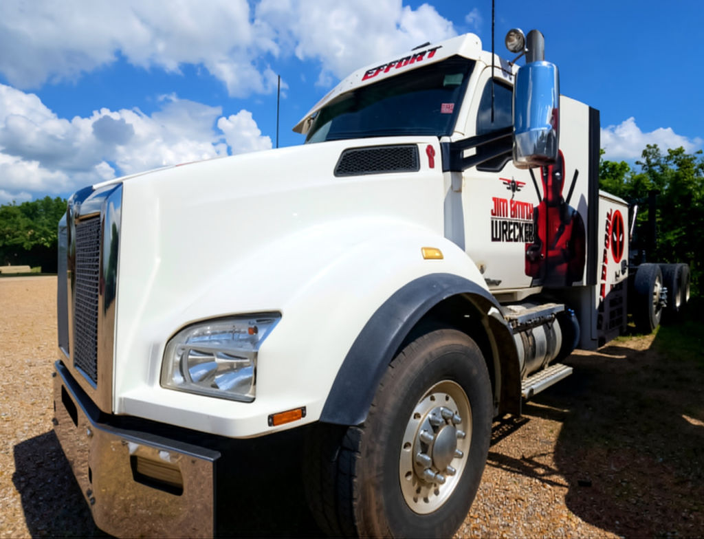 2016 White Kenworth DTU - Maximum Effort