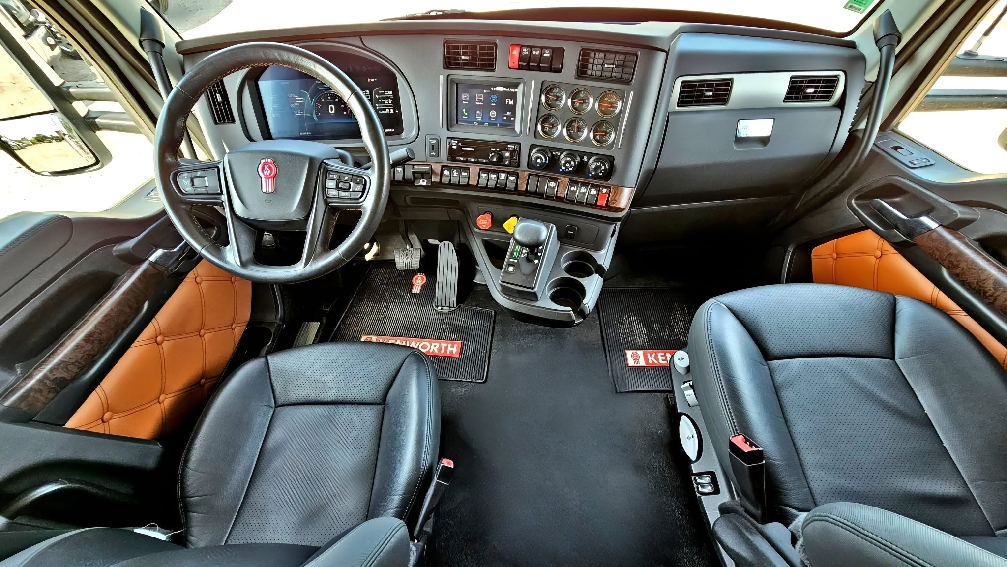 2023 WHITE KENWORTH T880 CENTURY 1150-LOADED