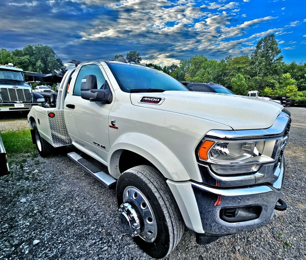 2025 White Ram 812 4500 HD