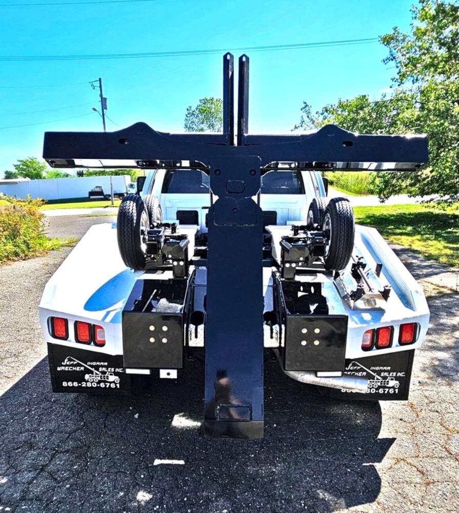 2025 White Ram 4500 Turbo Diesel Vulcan 812