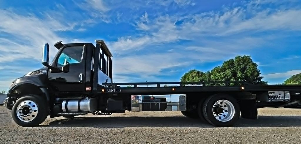 2024 Black International MV Century Series 12 Bed