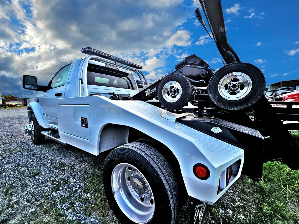 2025 White Ram 812 4500 HD