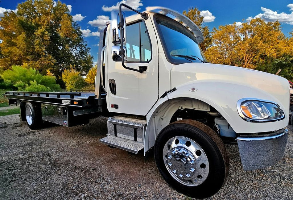 2026 White Freightliner M2 106 Century 12 Series LCG