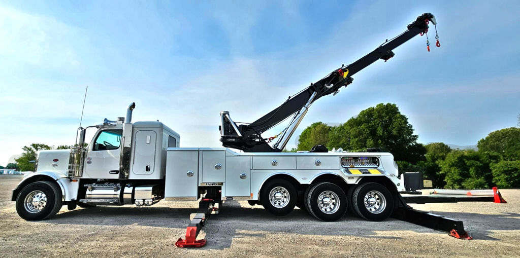 2025 White Peterbilt Century 1150