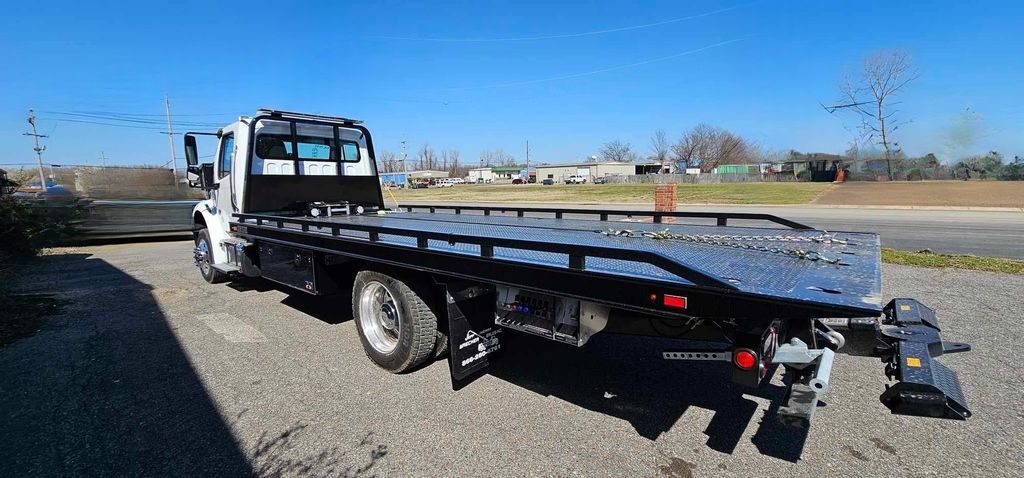 2026 White Freightliner M2 106 Plus 21ft 12 Series LCG Bed