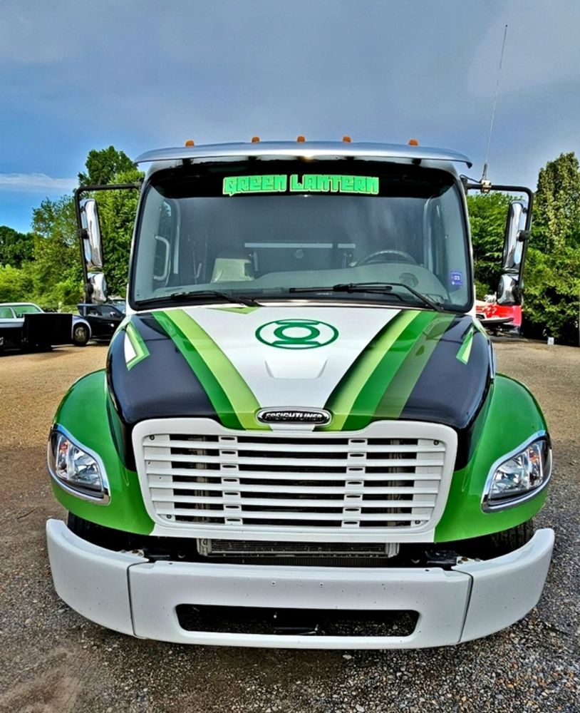 2018 White Freightliner M2106 Green Lantern Holmes 616